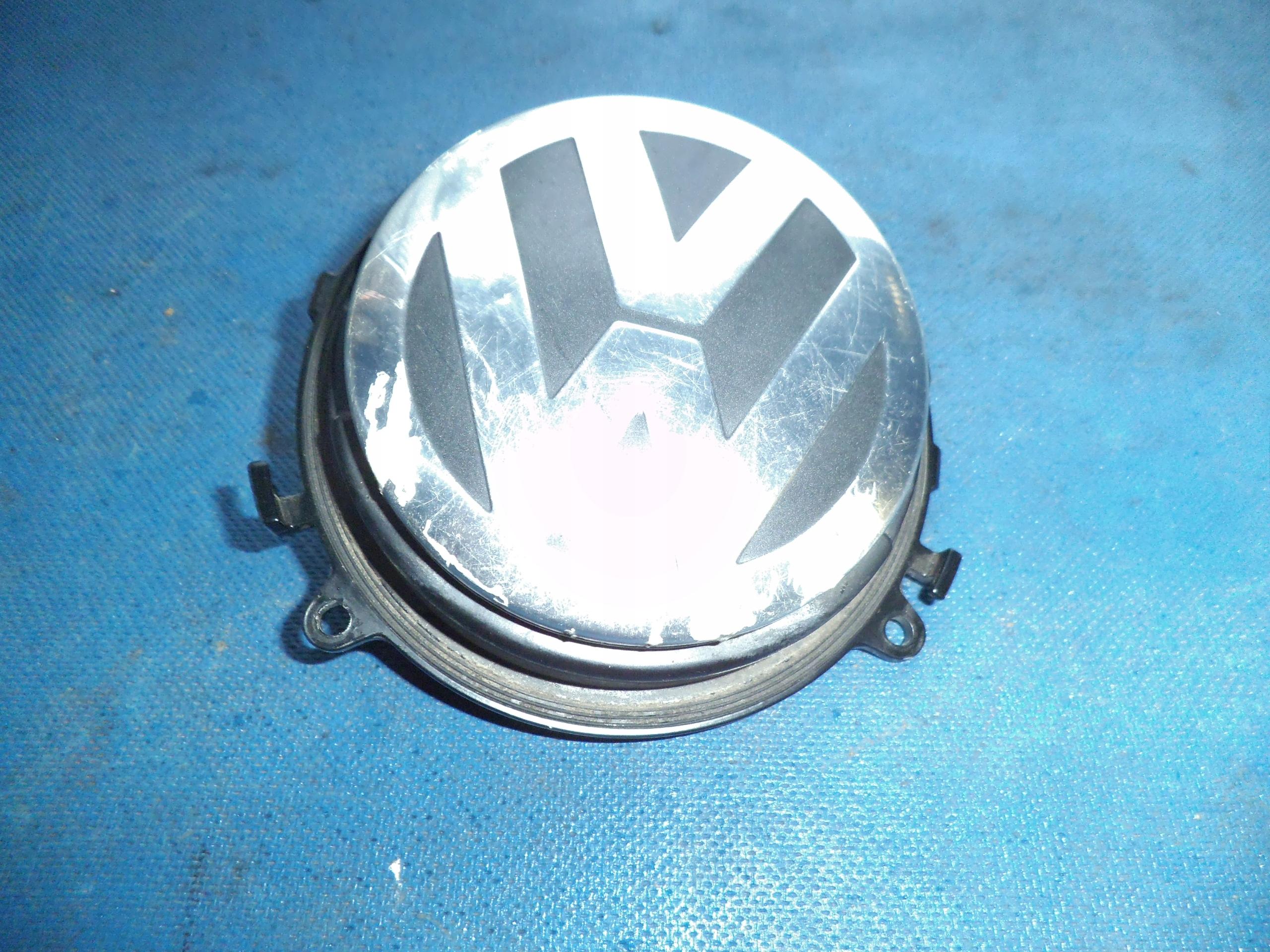 1K0827496D - VW GOLF V 5 РУЧКА ДВЕРЕЙ БАГАЖНИКА