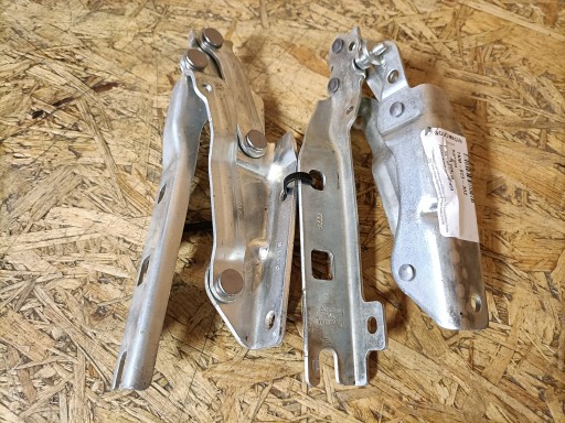 2418 1022 - ПЕТЛИ КАПОТА КАПОТА VW GOLF VI 1KM7823301 1KM823302