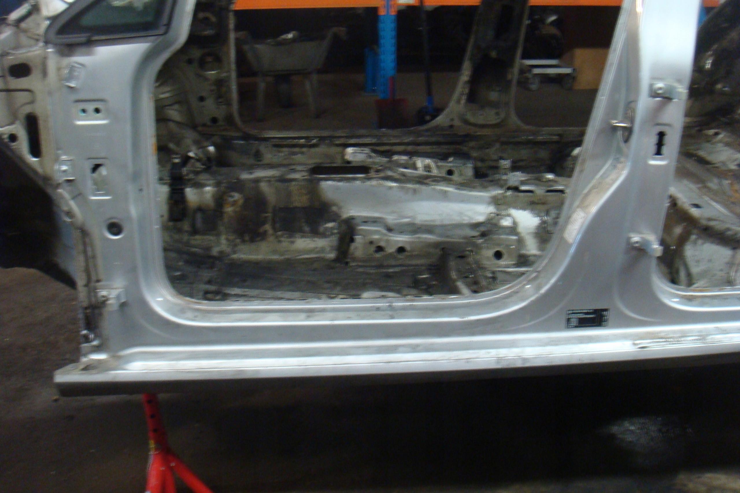 VW GOLF VII 5G ЧВЕРТЬ ПОРОГУ ЛІВА СТІЙКА HB