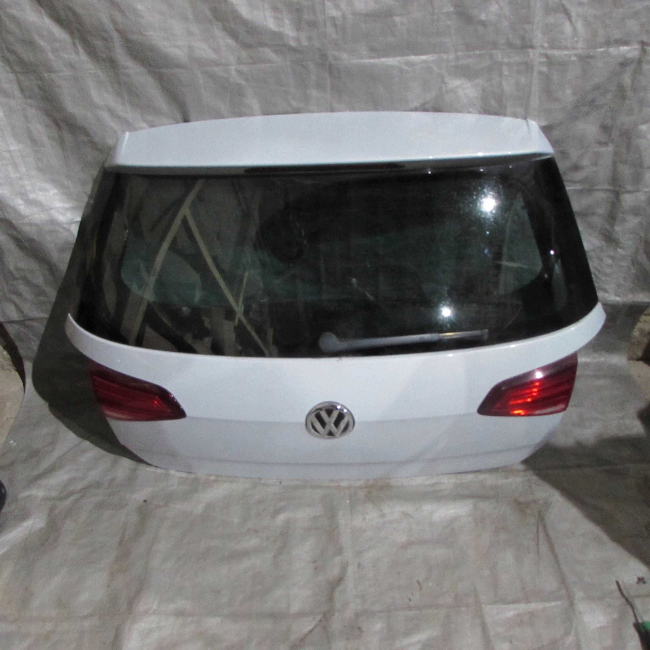 VW GOLF VII ЗАДНІ ДВЕРІ В ЗБОРІ LB9Z.