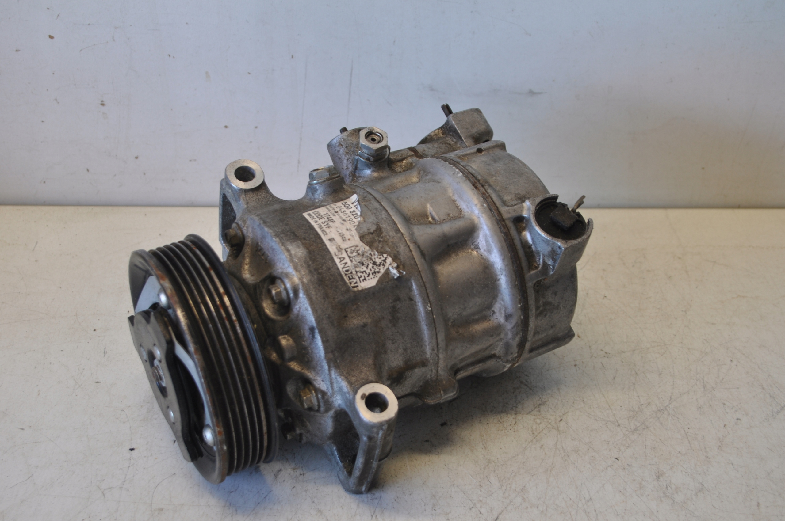 VW Golf VII PASSAT B7 B8 OCTAVIA III 5Q0820803E