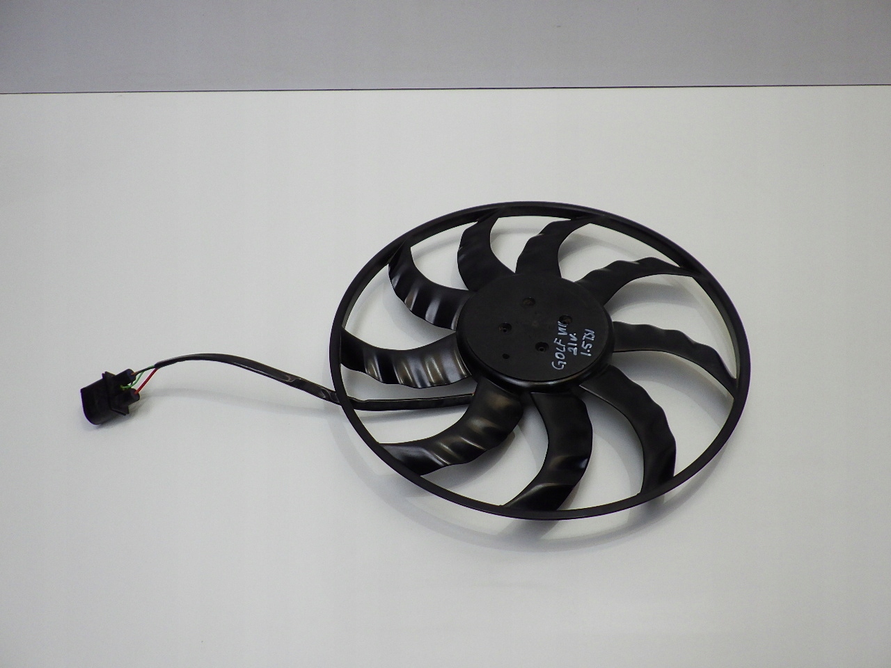 5WA959455H - VW GOLF VIII 1.5 ДВИГУН ВЕНТИЛЯТОРА РАДІАТОРА