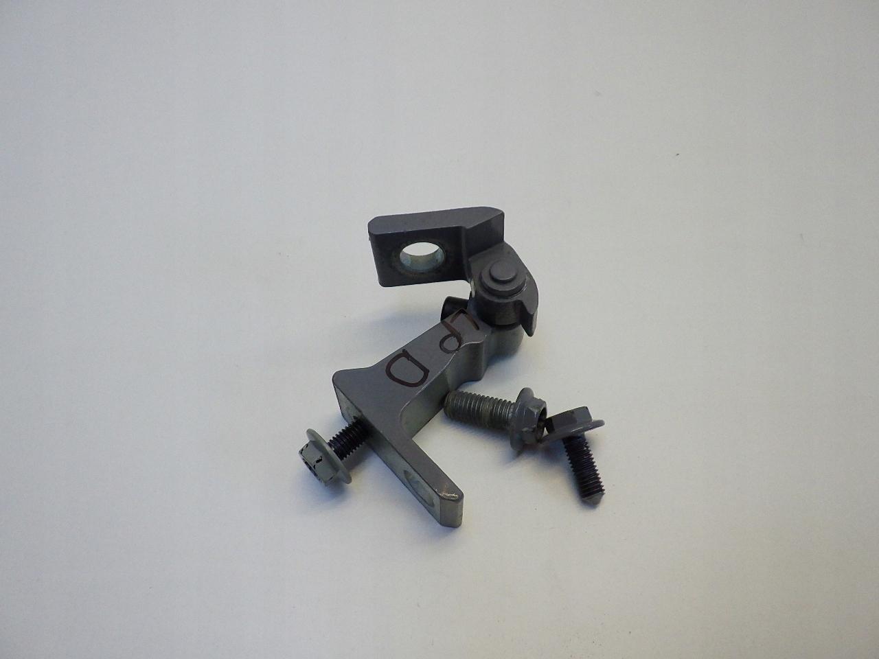 5H0831401 - VW GOLF VIII 8 2021 ДВЕРНА ПЕТЛЯ ПЕРЕДНЯ ЛІВА НИЖНЯ