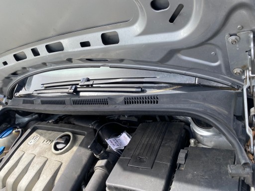 VW Golf 5 + plus V 05-09 МЕХАНІЗМ передніх двірників з моторчиком