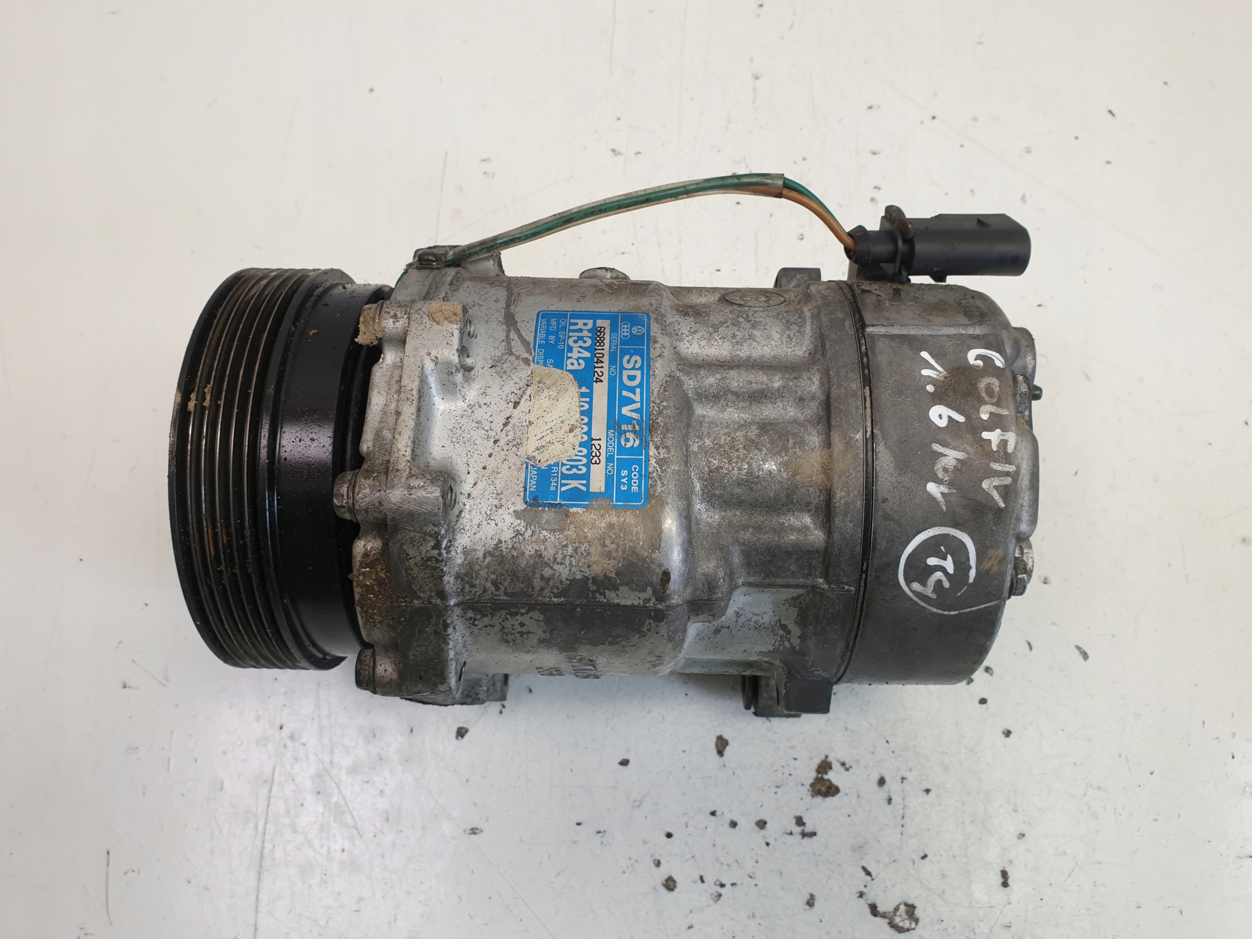 VW Golf IV 1.6 16V компресор кондиціонера