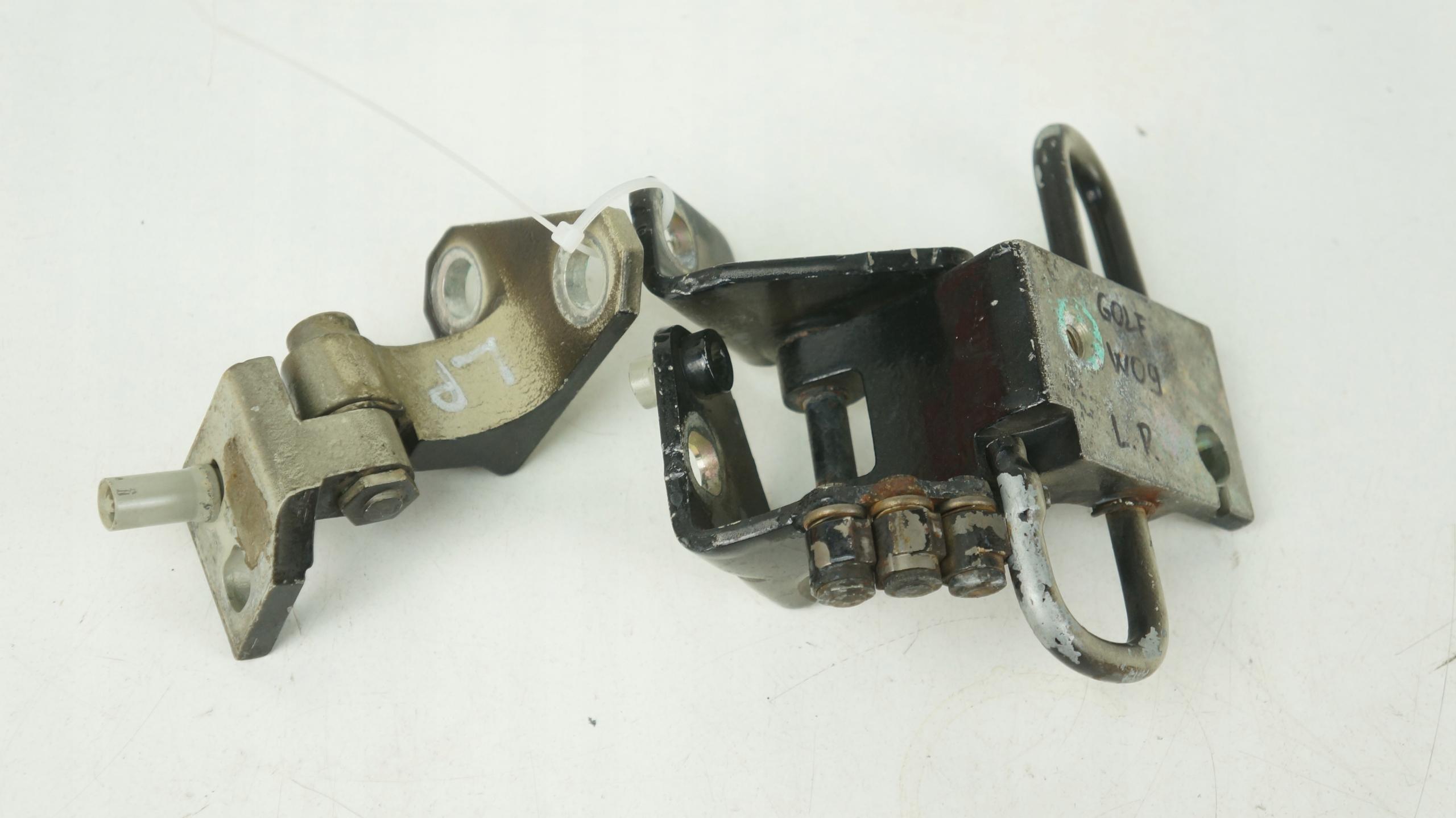 1K0331411M - VW Golf V 5 Петлі дверні петлі ліва передня