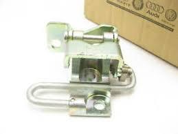 1K4833411P - VW JETTA 06-10 ДВЕРНАЯ ПЕТЛЯ ЛЕВАЯ ЗАДНЯЯ НИЖНЯЯ НОВАЯ ОРИГИНАЛЬНАЯ