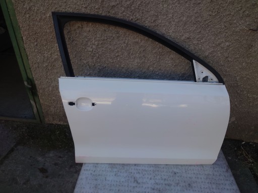 5C6831056G - Vw jetta правая передняя дверь 5c6831056