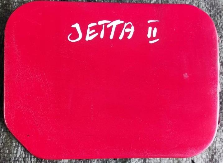 VW Jetta II 84-92 крышка топливного бака