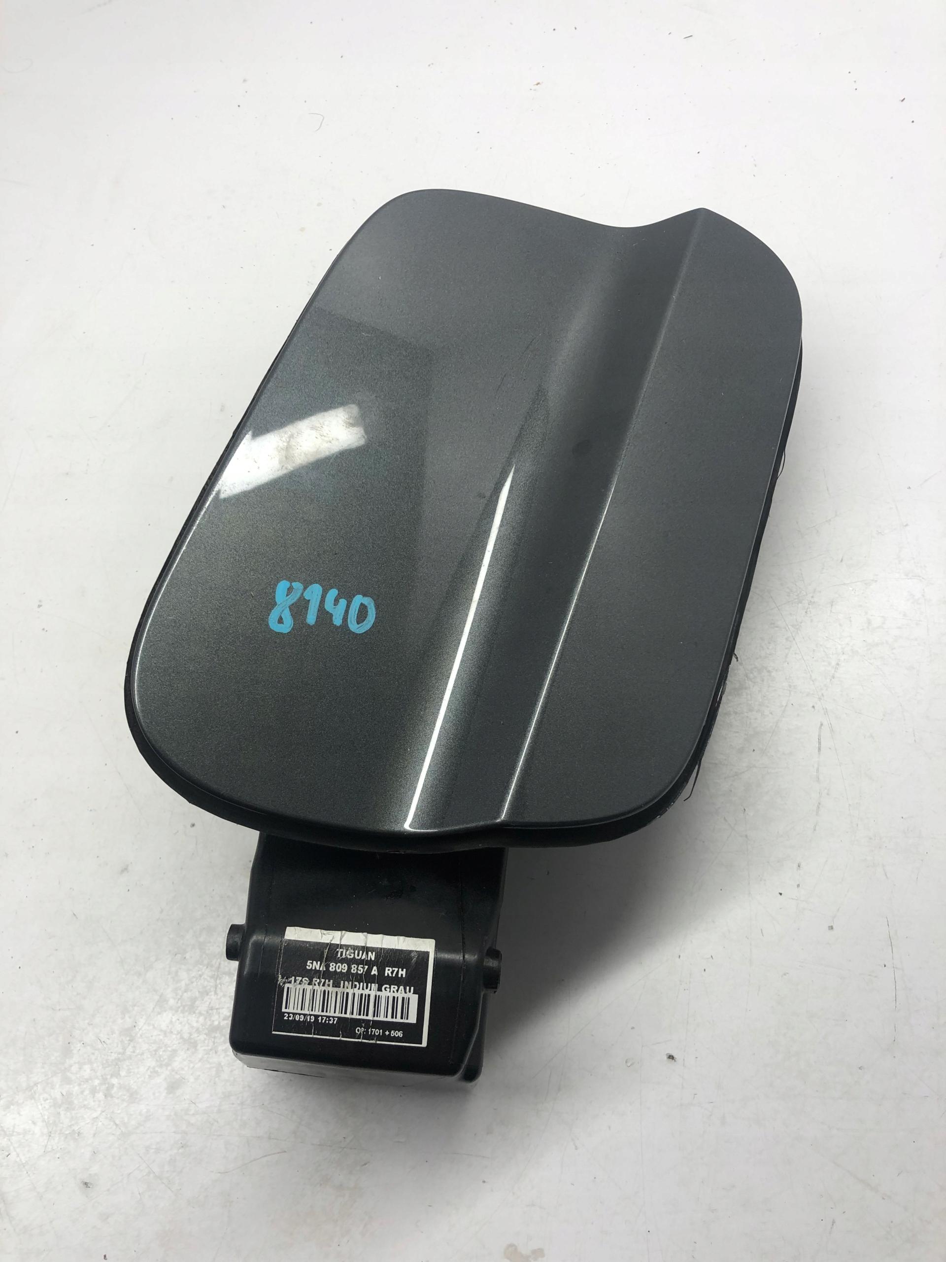 КРЫШКА ТОПЛИВНОГО БАКА VW 5NA809857A