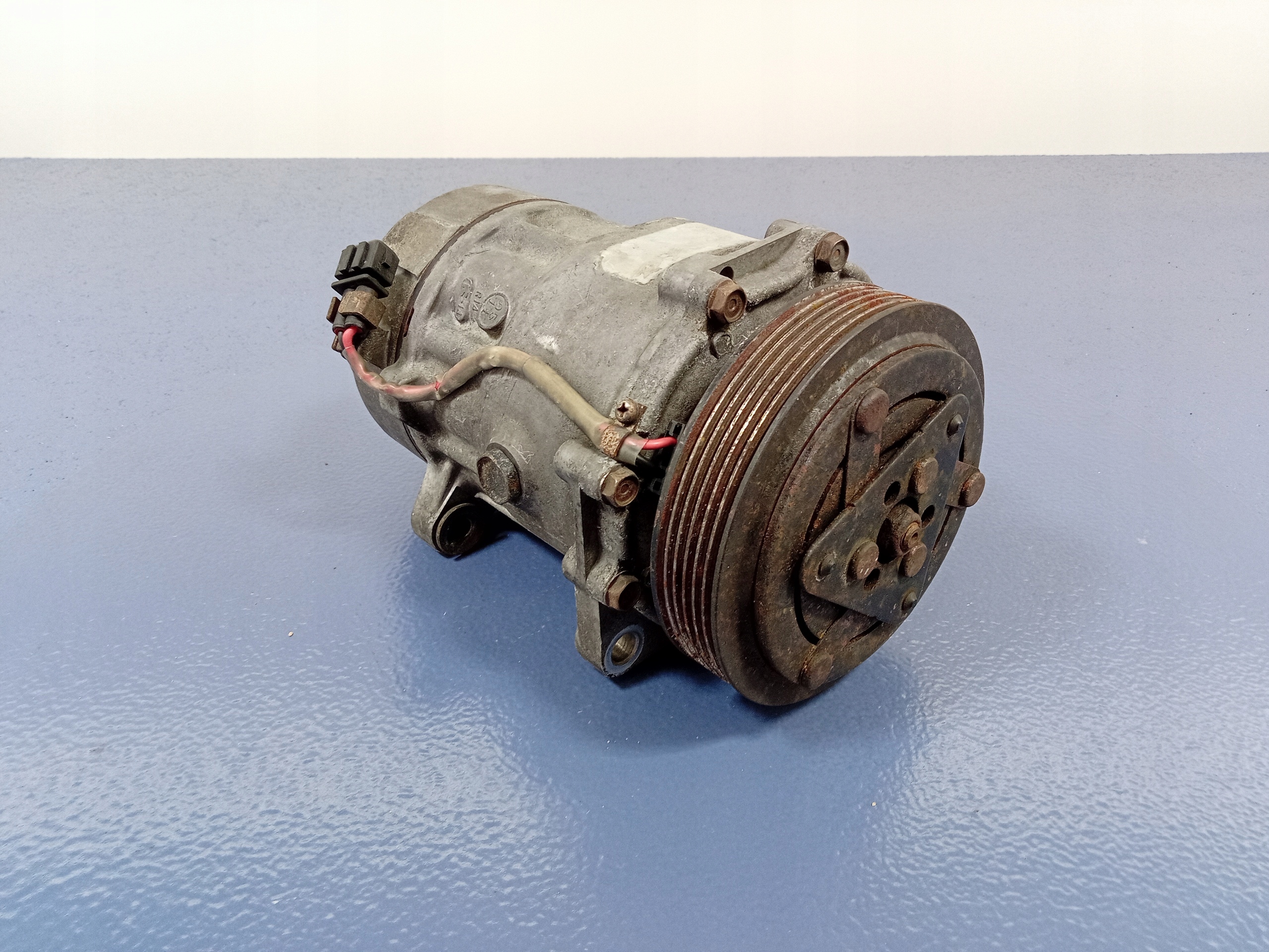 VW LT II 2.5 D 102KM КОМПРЕСОР КОНДИЦІОНЕРА SD7VCB