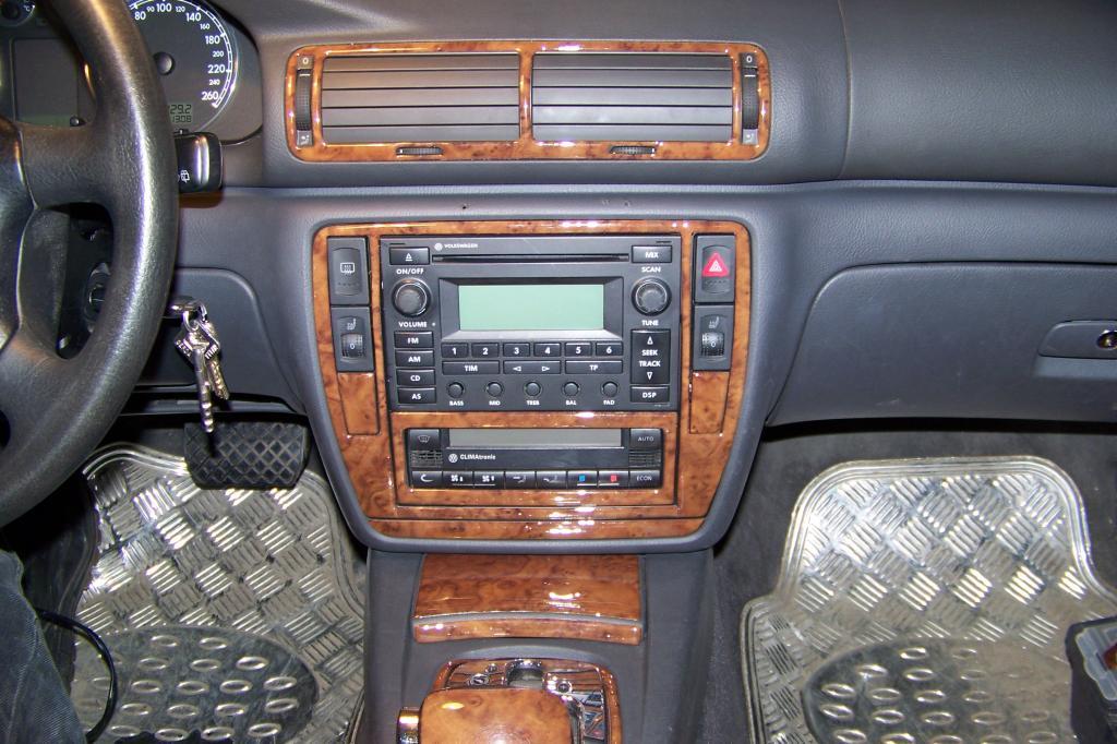 VW PASSAT B3 / B4 / B5 / B5FL, облицовка кабины, дерево