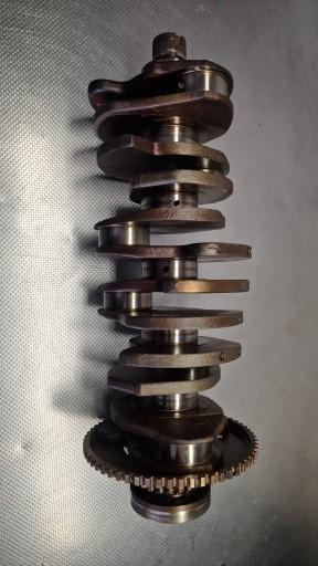 VW PASSAT B6 3.2 FSI КОРІНВАЛ 071105189D