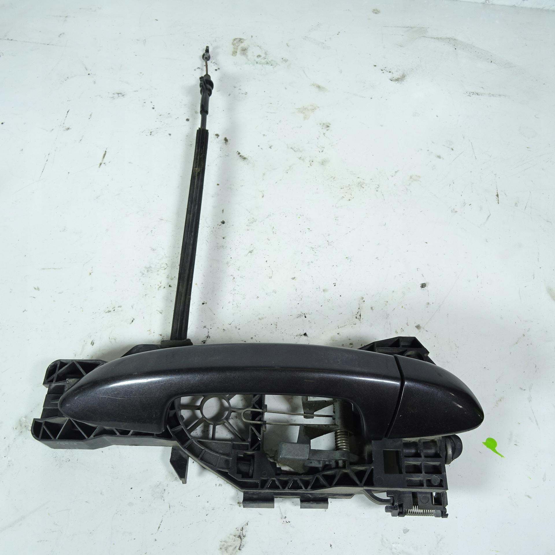 VW PASSAT B6 дверная ручка передняя правая 3C0837886J LC8Z