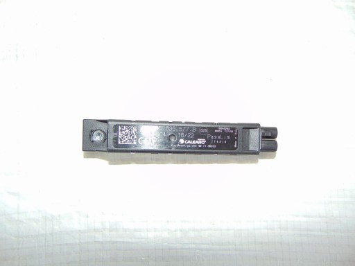 3G5 035 - VW PASSAT B8 антенна усилитель антенны 3G5035577B