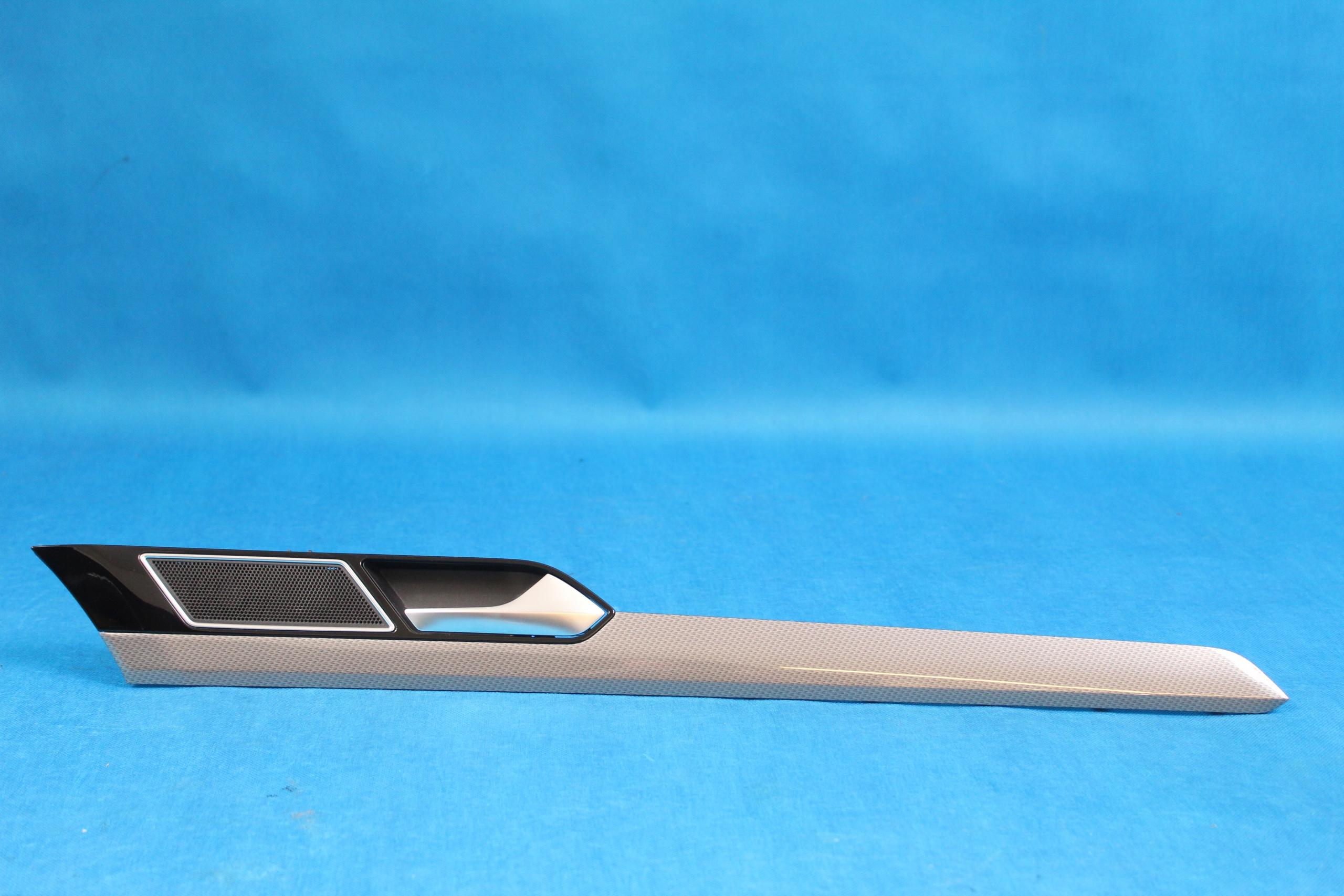 3G1867410AB 440 - VW PASSAT B8 декор оббивки передніх дверей / P 17R