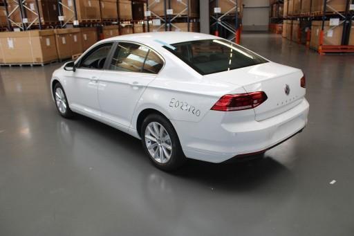 3G5827025A - VW PASSAT B8 FL SEDAN КОМПЛЕКТ ЗАДНІЙ БАМПЕР LC9A