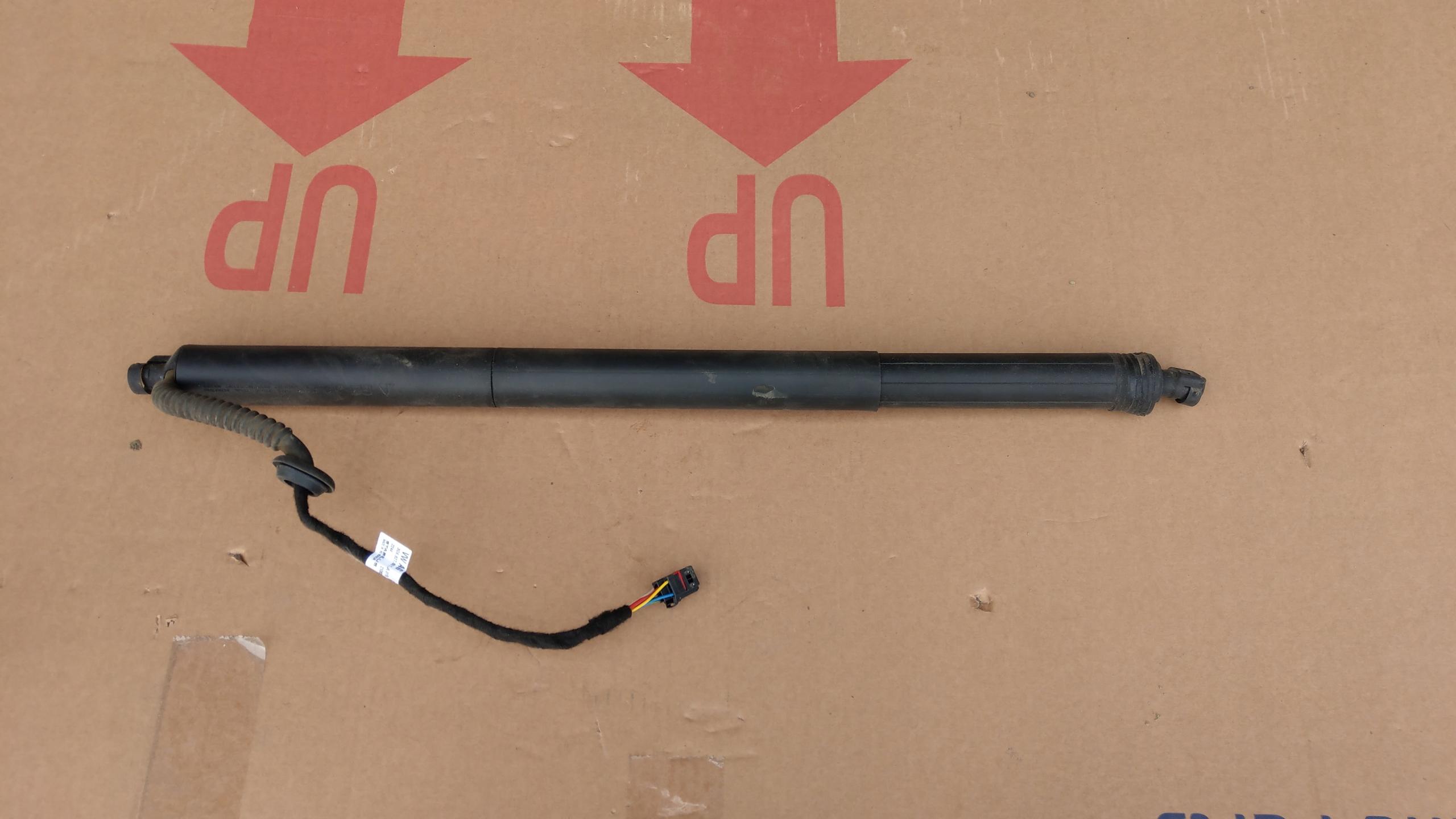 3G9 827 - VW PASSAT B8 универсал задняя дверь лифт привод