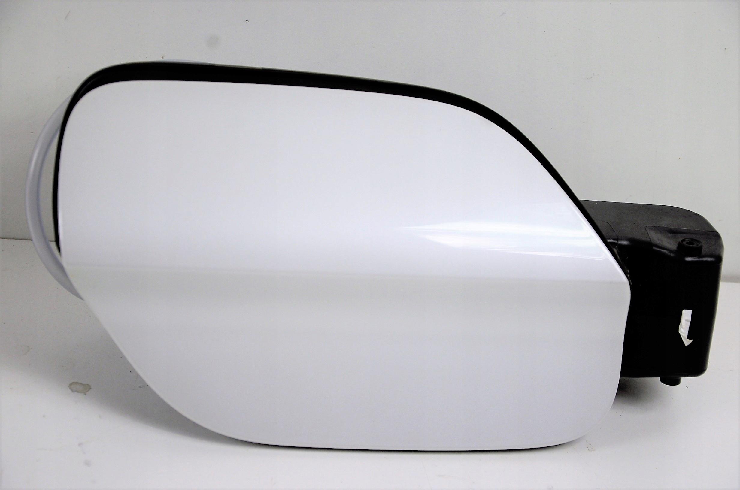 3G5000000 - VW PASSAT B8 седан TSI крышка топливного бака L0K1