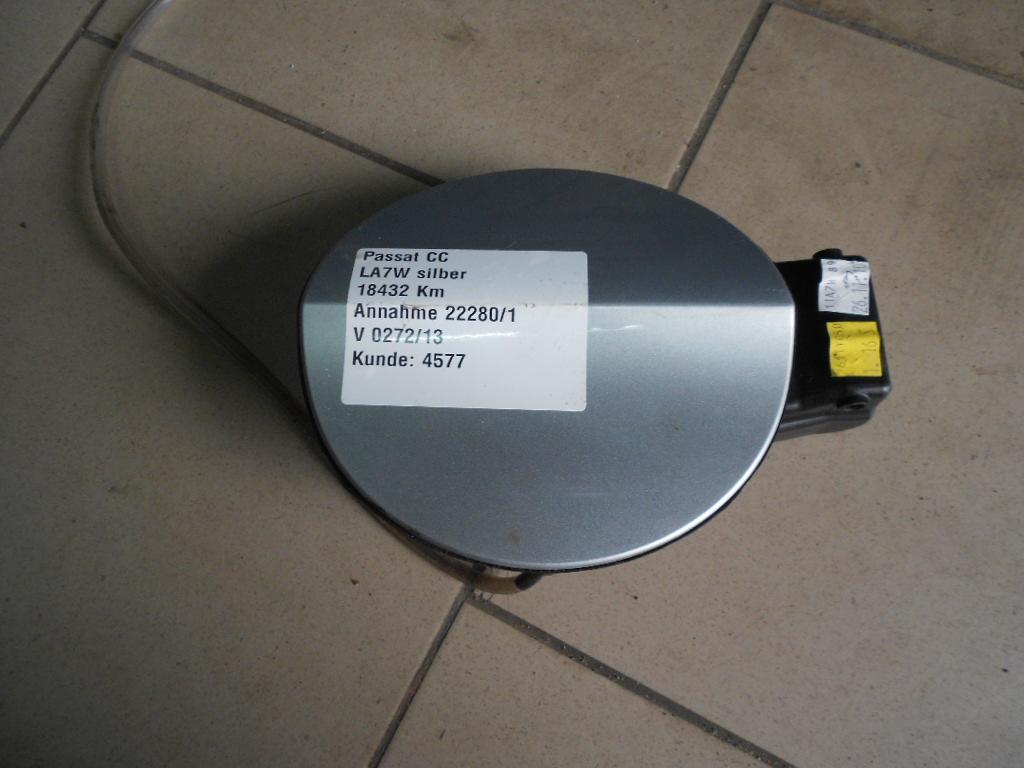 VW PASSAT CC ПАЛИВНИЙ КЛАПАН LA7W