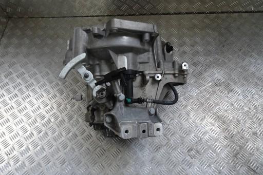 ZMIENIARKA AUDI A4 B8 EUROPA EU 8T1035110C - Чейнджер AUDI A4 B8 Европа EU 8T1035110C