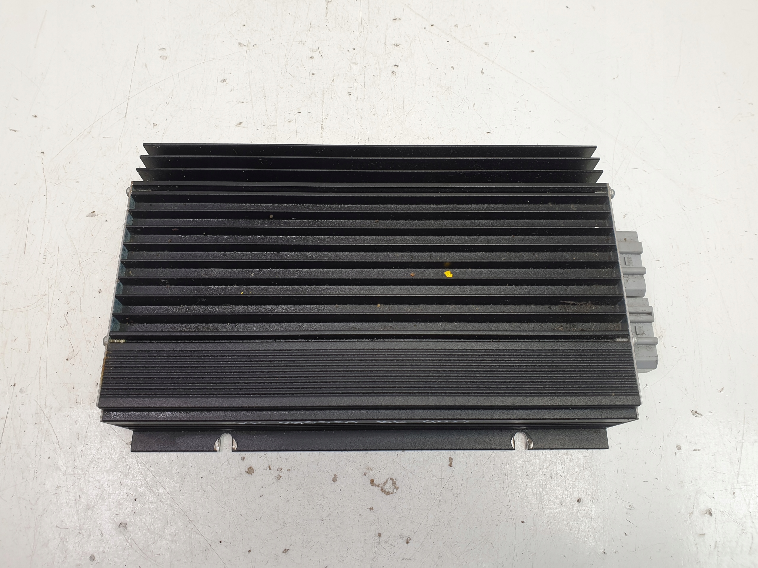 VW Passat B6 Підсилювач радіо 3c0035456f