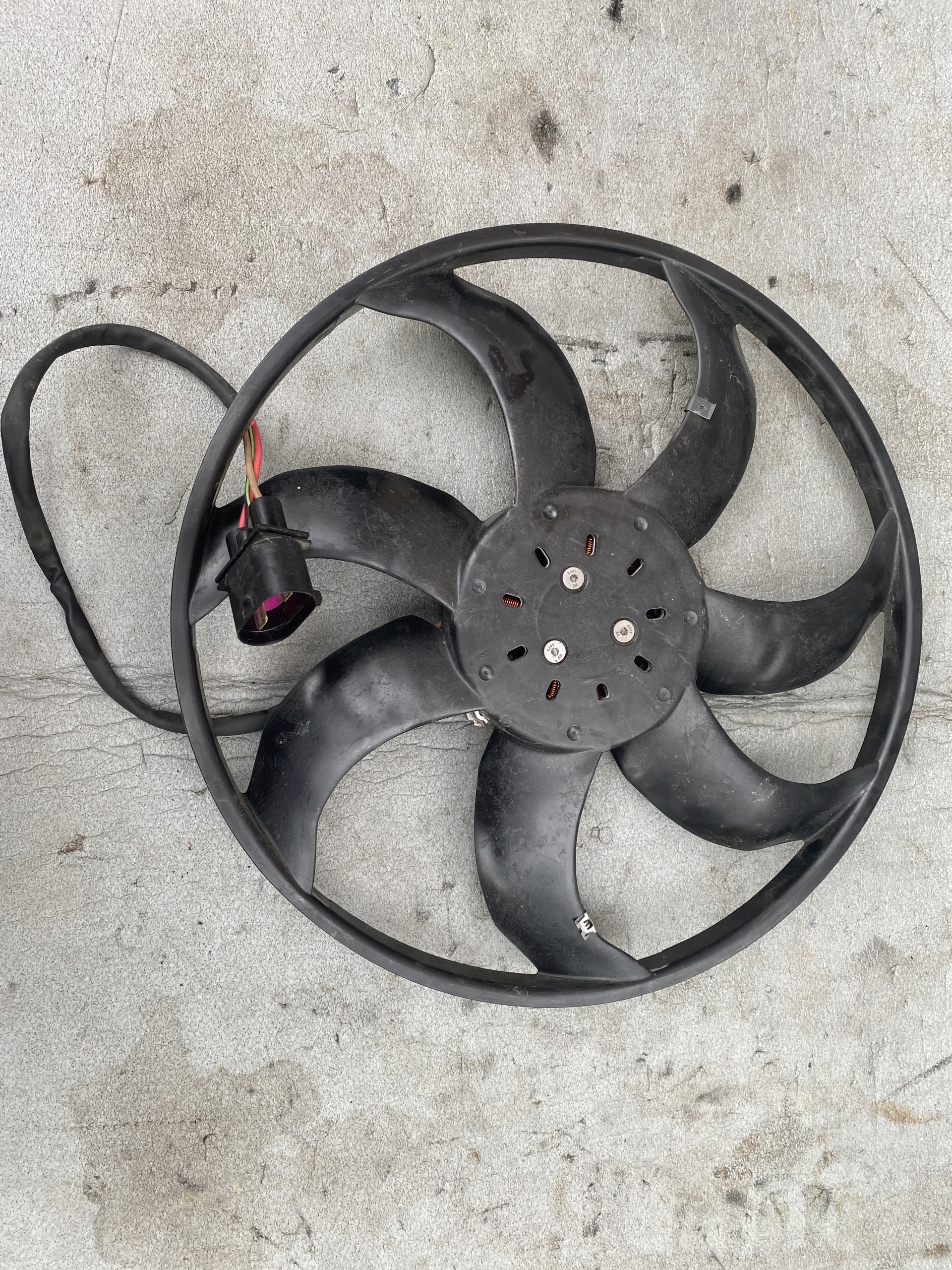 5Q0121205AF 5Q0121207AP - VW SKODA SEAT ВЕНТИЛЯТОР РАДИАТОРА 5Q0121203CN