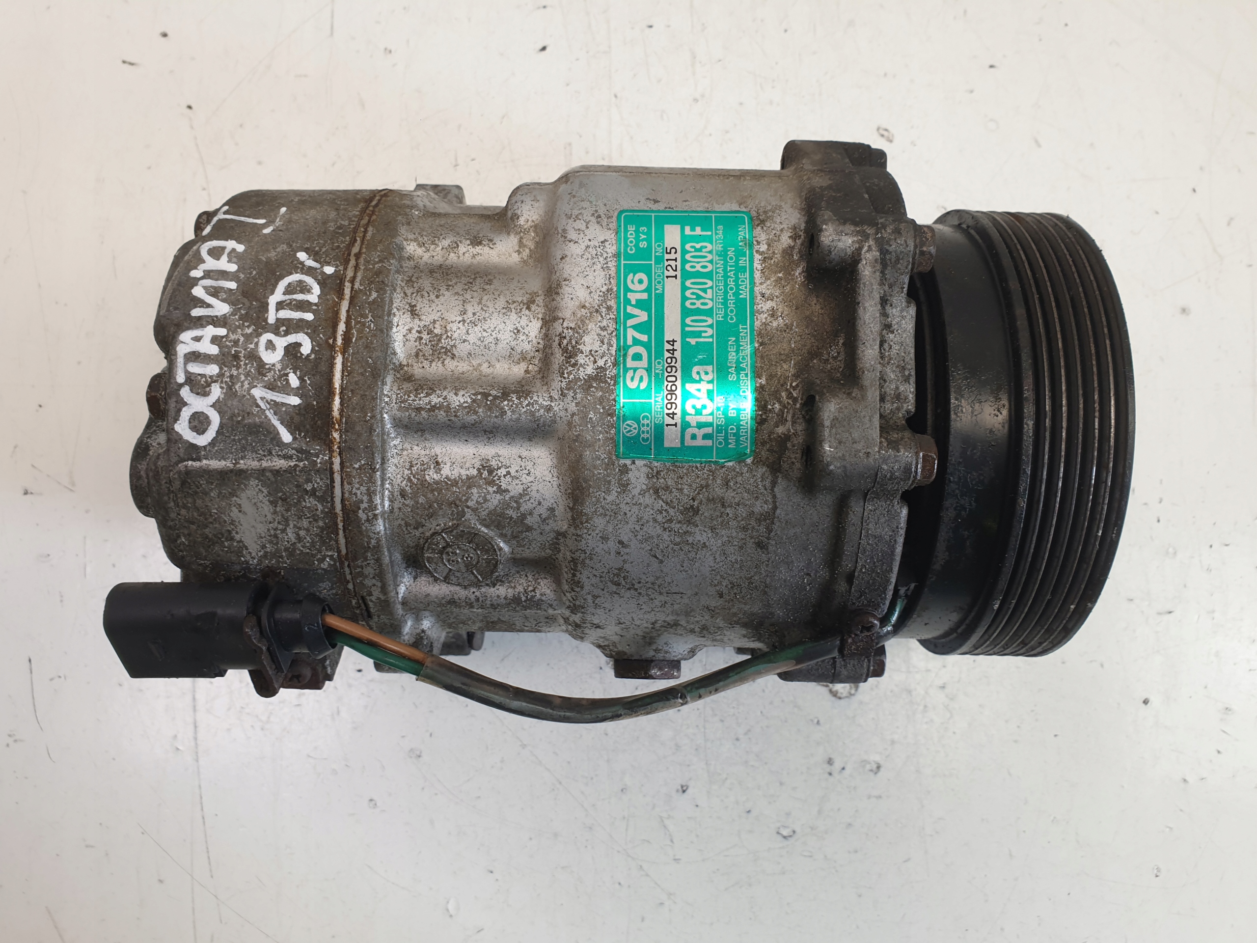 5407412424 - Компрессор кондиционера VW Sharan 1.9 TDI