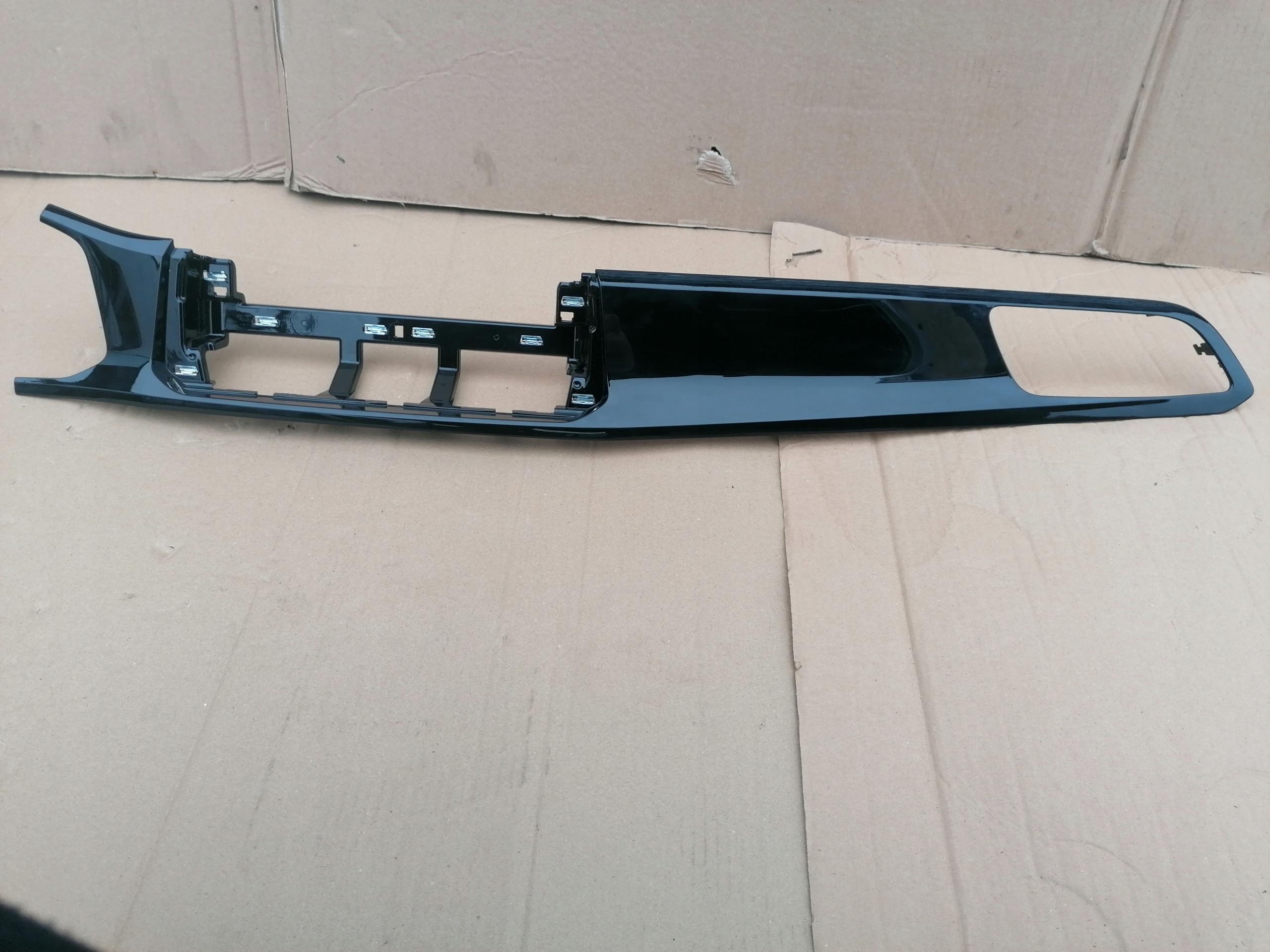 2GA858036 - VW T-ROC 2GA КОНСОЛЬ