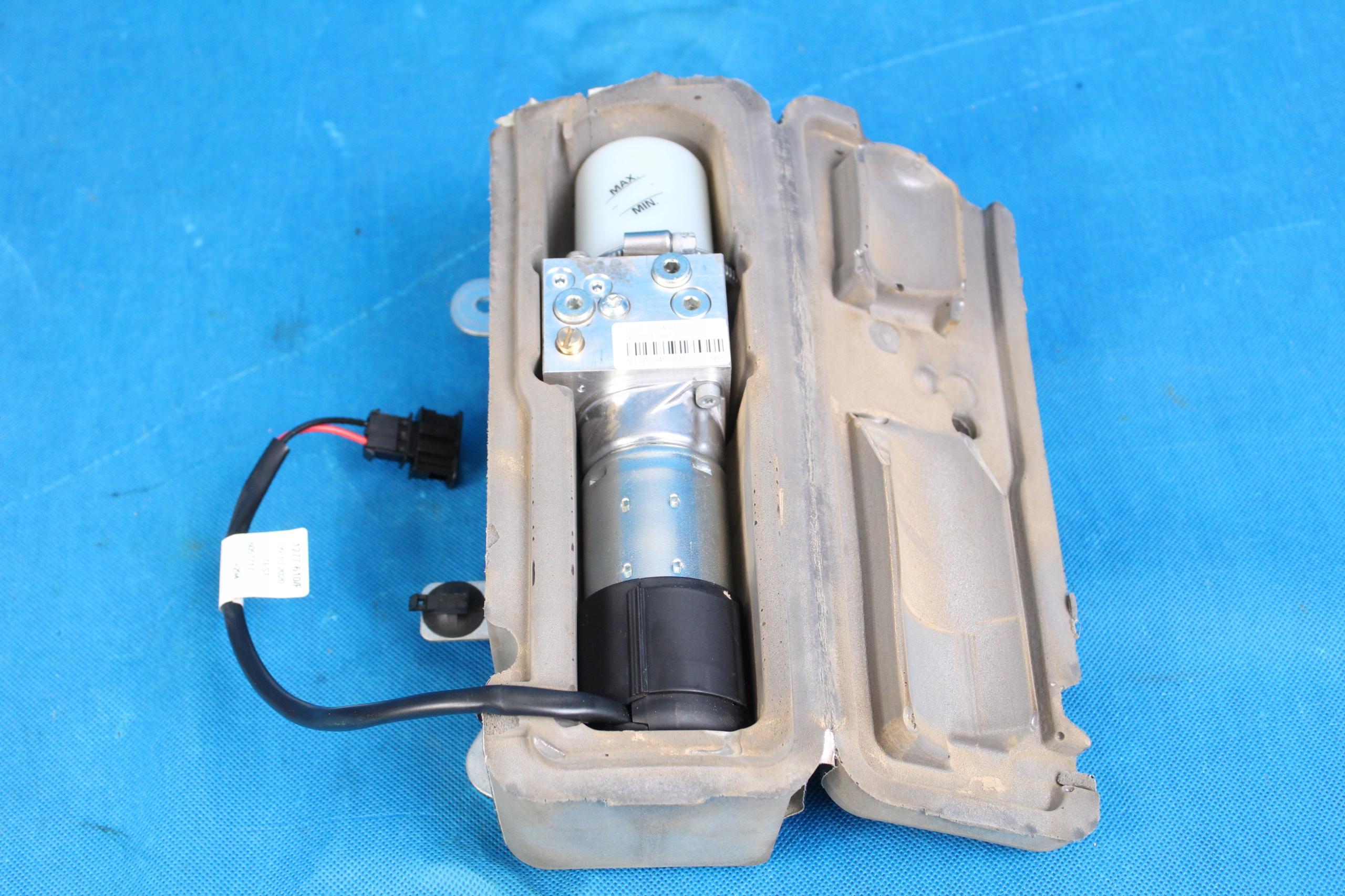 8P7871791A - VW T-ROC КАБРІОЛЕТ ГІДРАВЛІЧНИЙ НАСОС ДАХУ 21R