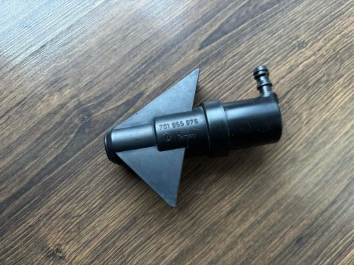 701955976 - VW T4 насос омивача лампи