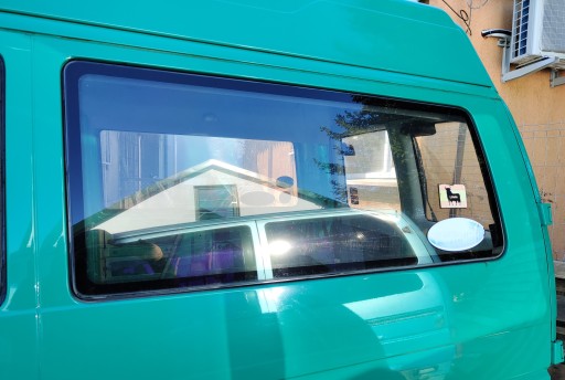 703845331LONG - Кузовное стекло VW T4 ЗАДНЕЕ СЛЕВА, расширенная версия AS2 ТОНИРОВАННАЯ