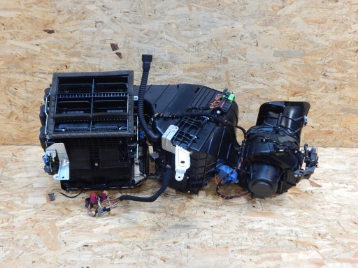 VW T5 MULTIVAN нагреватель 7h5820005s