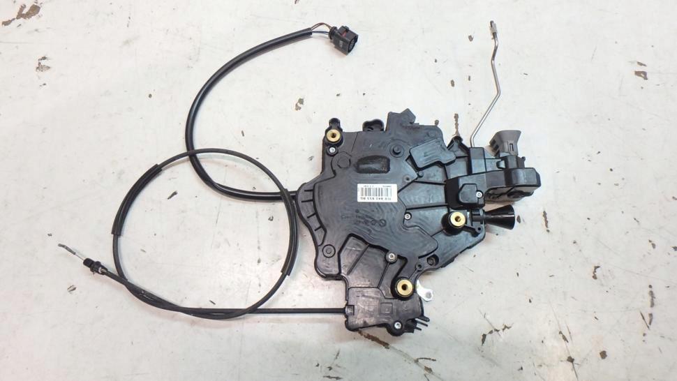 VW T5 замок бічних дверей 7E0843653BQ