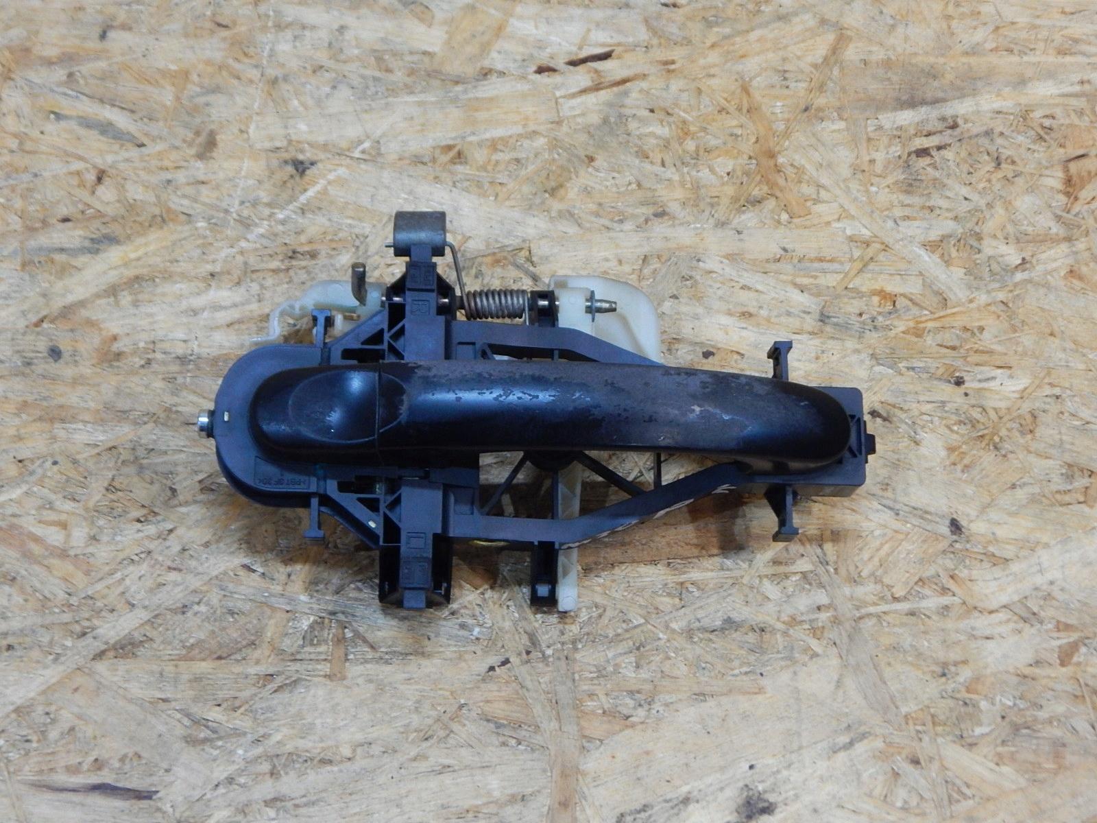 VW T5 ручка раздвижной двери правая задняя