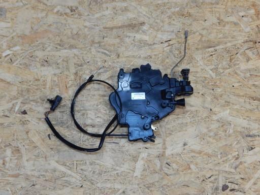 VW T5 замок розсувних дверей правий 7h0843654bb