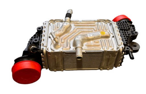 ВОЗДУШНЫЙ ОХЛАДИТЕЛЬ ИНТЕРКУЛЕРА VW T6 04L145749B