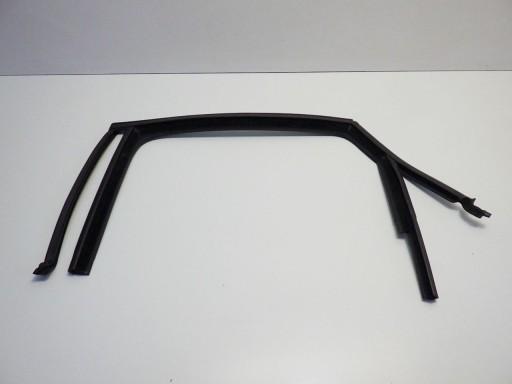 2G6839439 - VW TAIGO 2022 РАМКА УЩІЛЬНЕННЯ СКЛА ЗАДНІЙ ЛІВИЙ