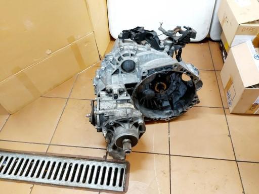 4N0837431A - Прокладка планка стекла Audi A8 D5 4n0837431a