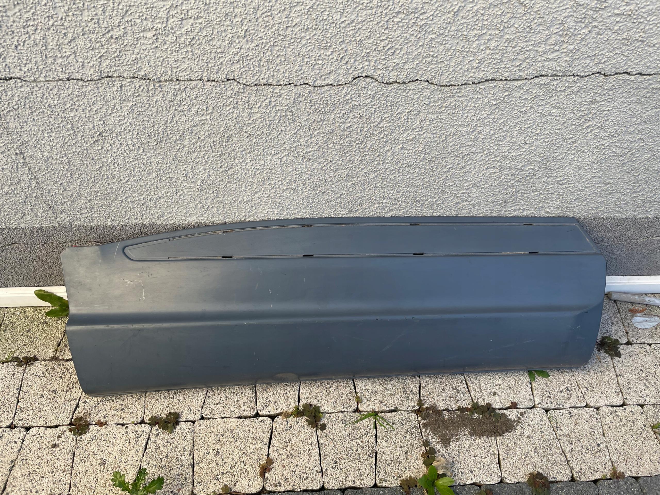 5N0854950C - VW TIGUAN 5N0 R-LINE НАКЛАДКА ДЛЯ ЗАДНЕЙ ПРАВОЙ ДВЕРИ