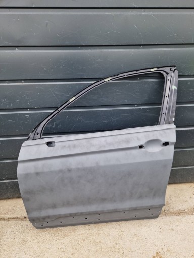 Vw tiguan 5na передні ліві двері