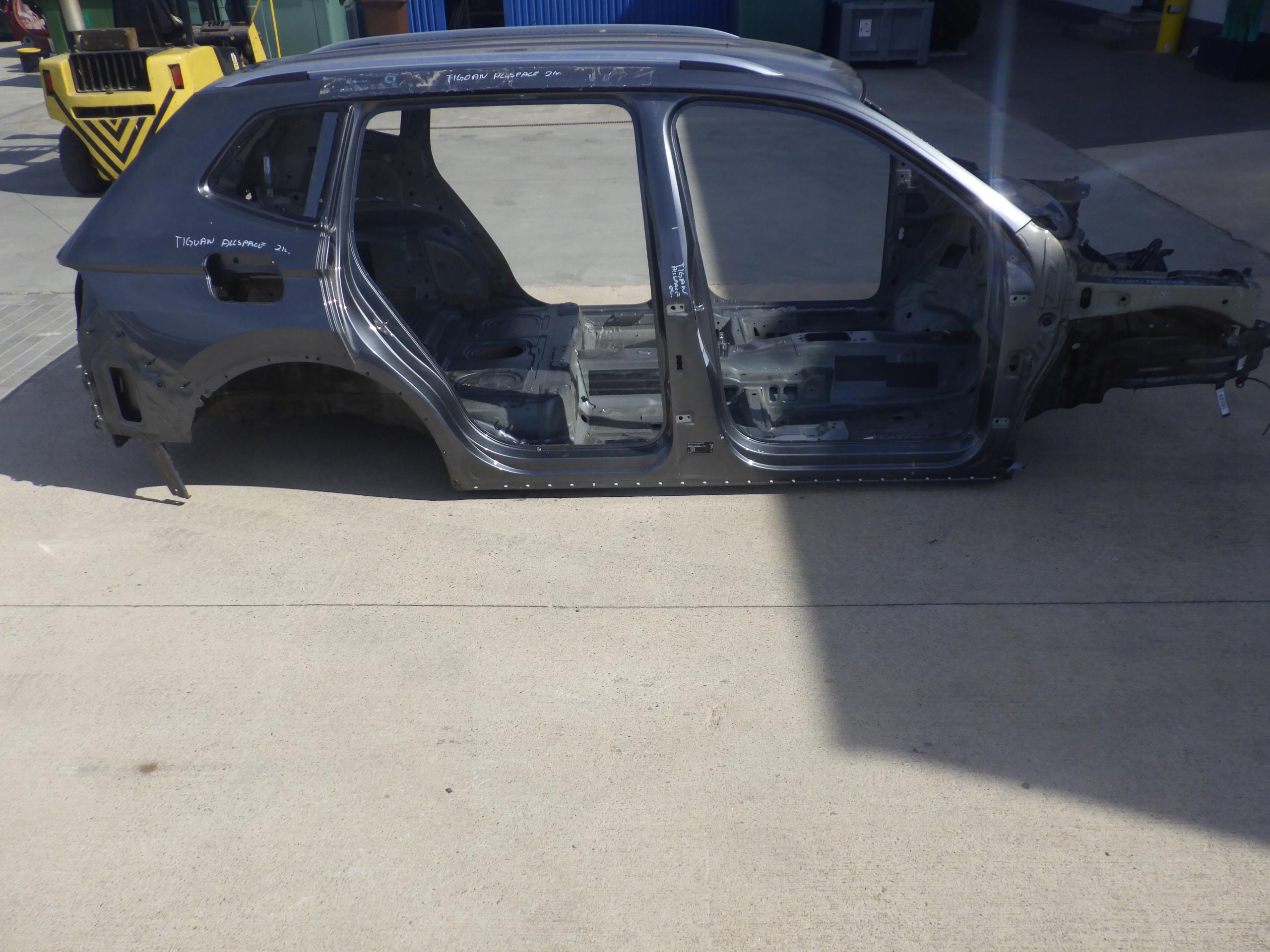 VW TIGUAN II 5NA ALLSPACE 2021 КРЫША