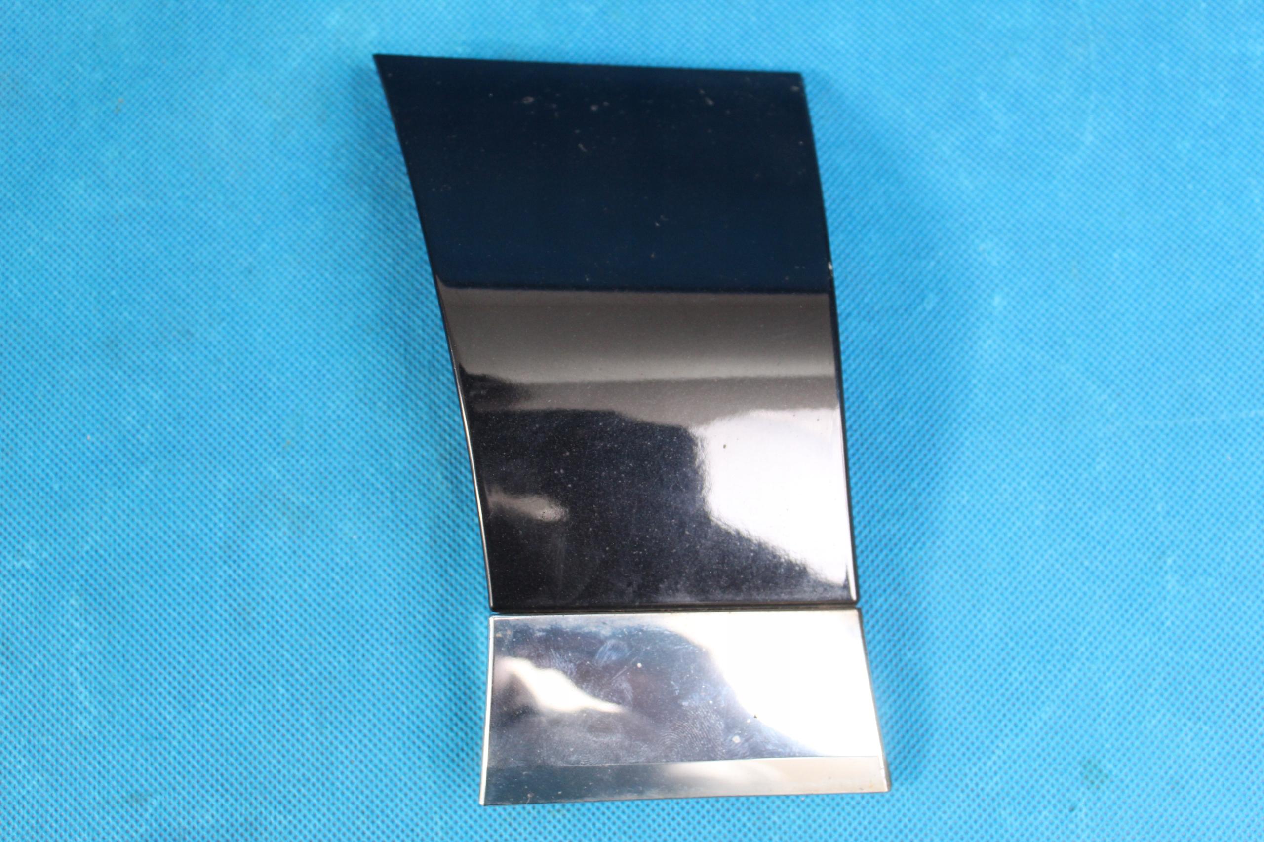 7P6853717F 22/02 - VW TOUAREG 7P II LIFT НАКЛАДКА КРИЛА ЛІВА 15R