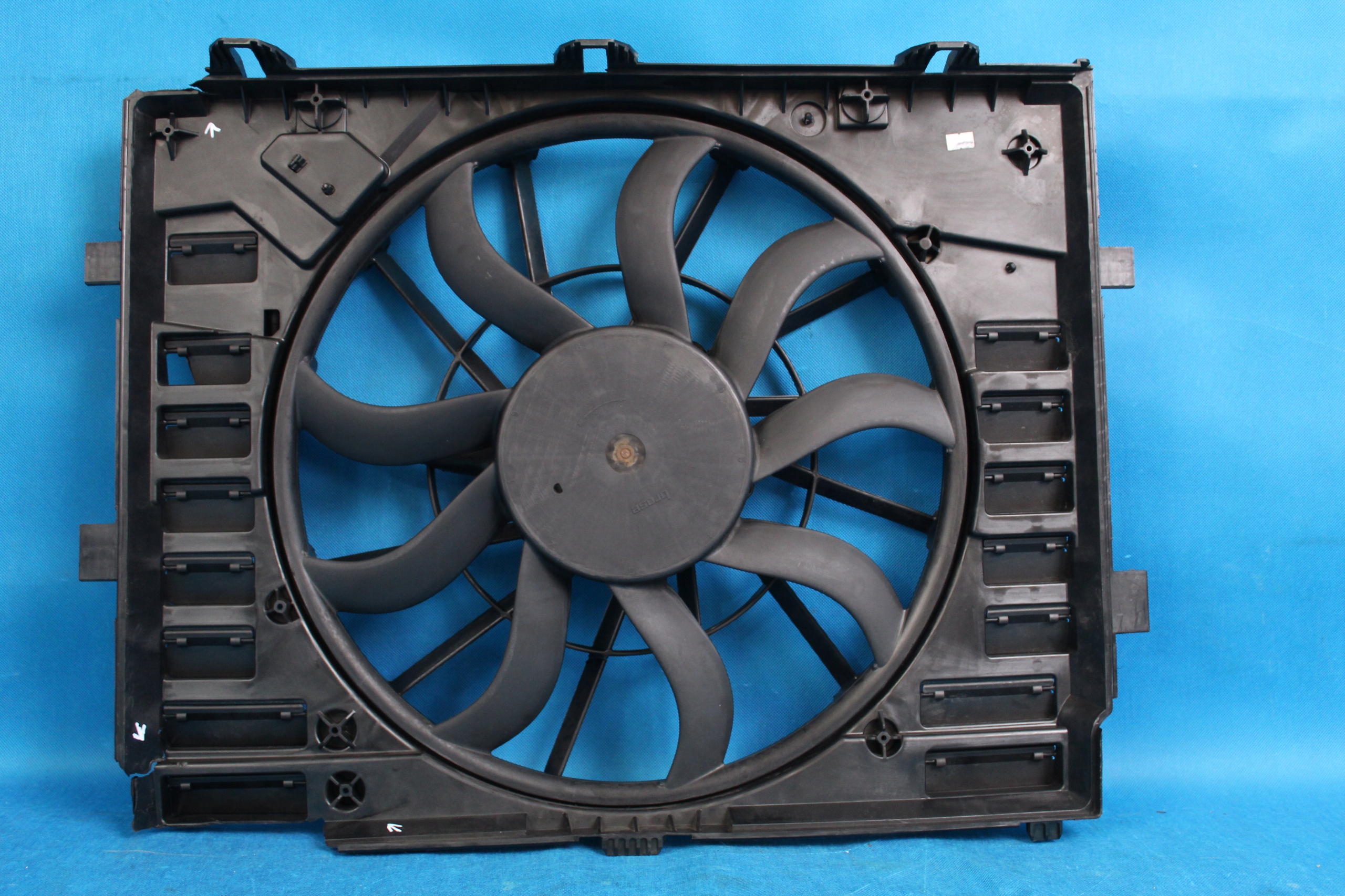 7P0121203K 7P0121207B - VW TOUAREG 7P II LIFT ВЕНТИЛЯТОР РАДІАТОРА 15R