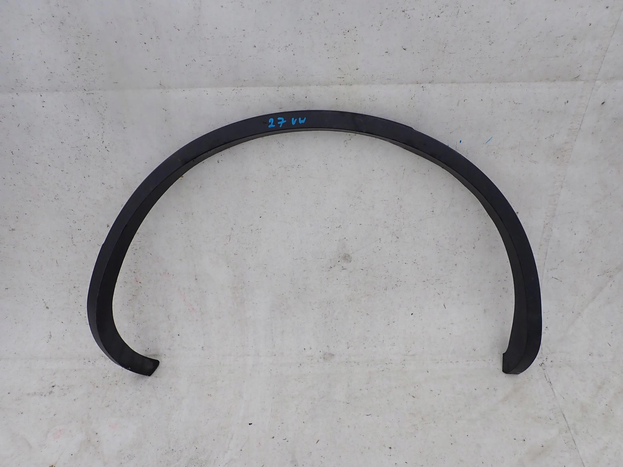 7P6854820B - VW TOUAREG II 2 10-18 НАКЛАДКА ПРАВАЯ ЗАДНЯЯ