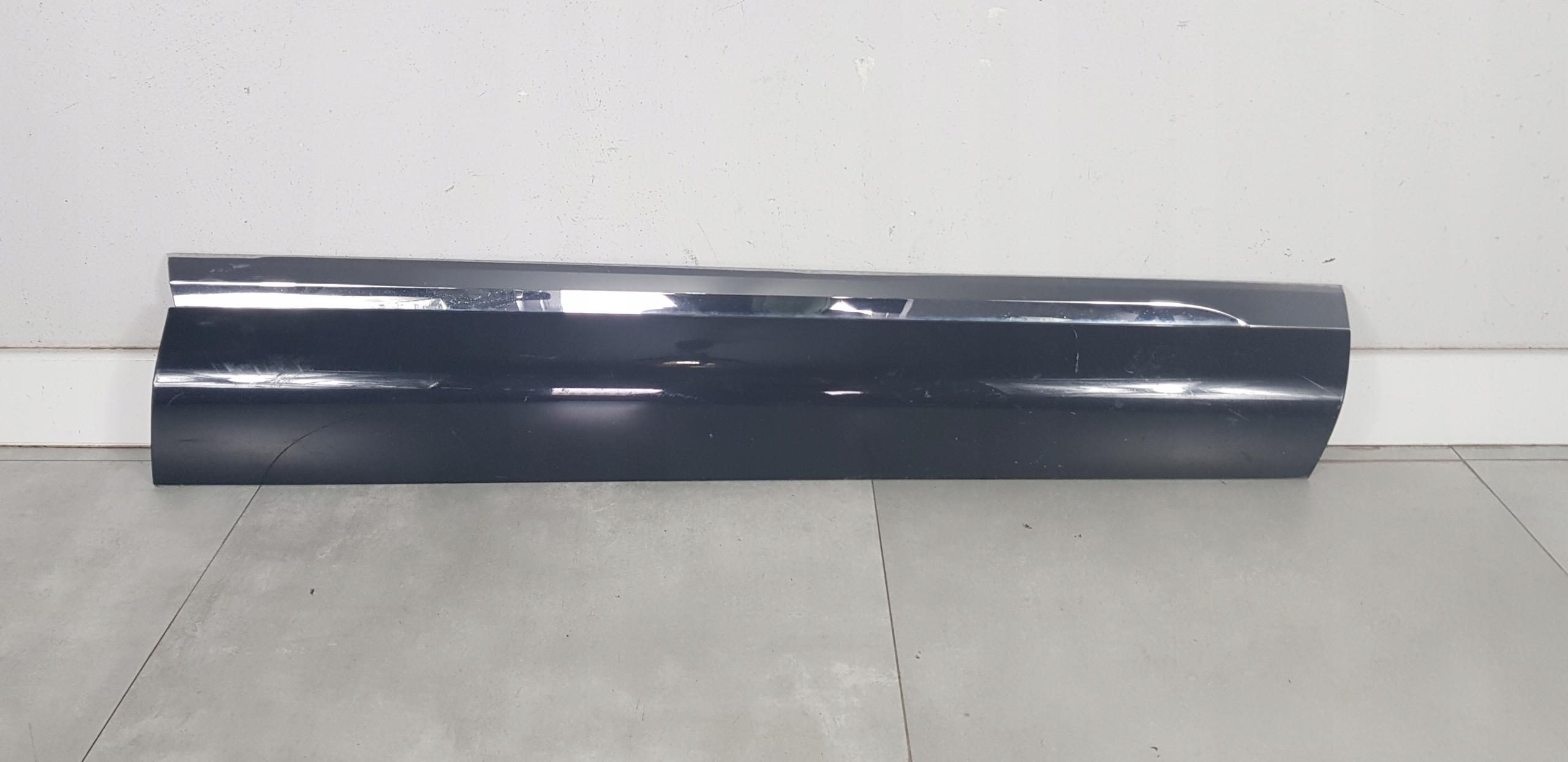 7P6854939A - VW TOUAREG МОЛДИНГ ПЕРЕДНЕЙ ПРАВОЙ ДВЕРИ 7P6