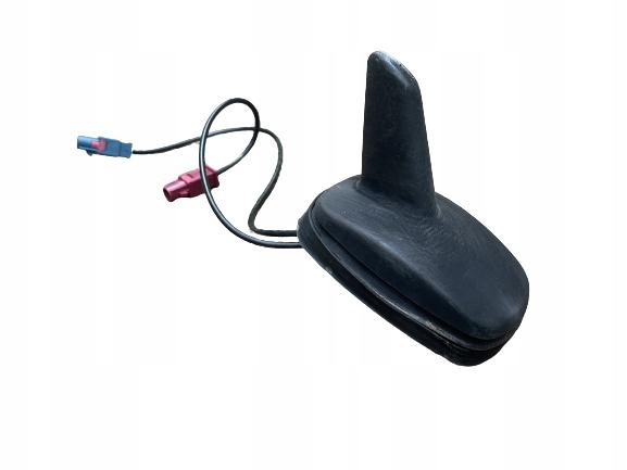 VW TOURAN 1T АНТЕНА НА ДАХ GPS 2K0035507A