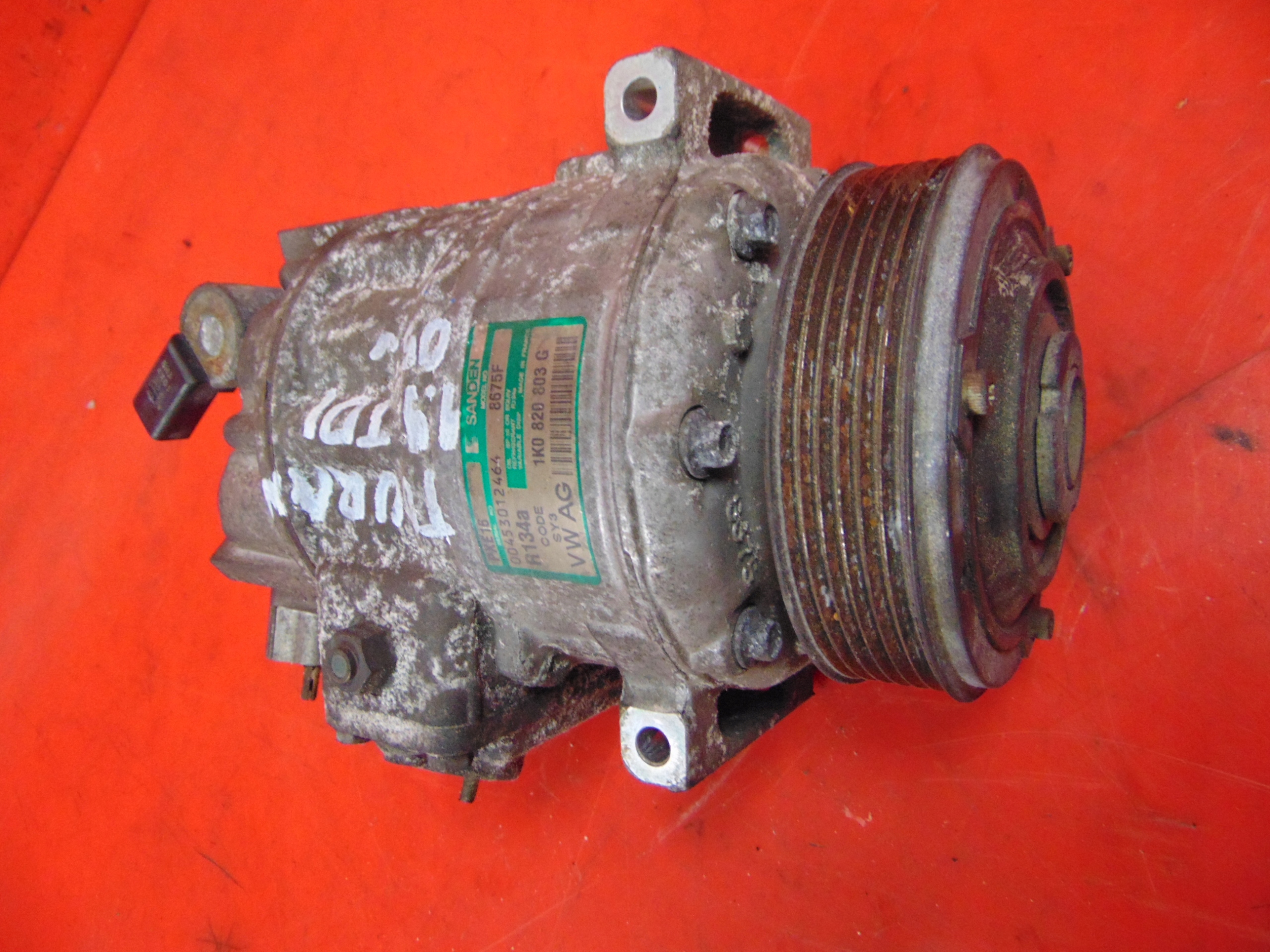 1K0820803G - VW TOURAN І 1T 1.9 TDI GOLF V КОМПРЕСОР КОМПРЕСОР