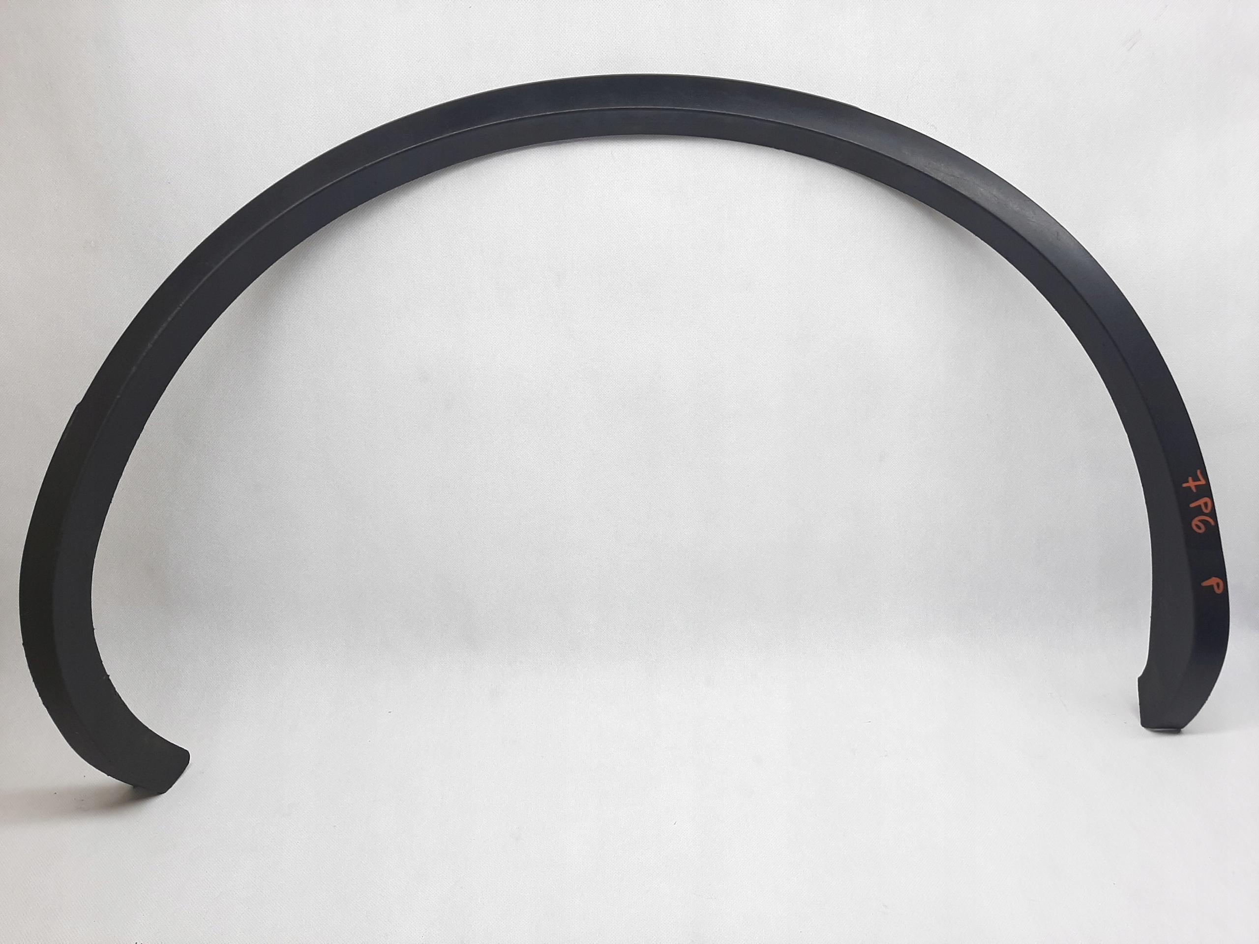 VW Touareg 2 брызговик задний правый 7p6854820r