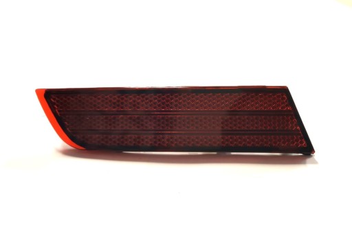 A8402 - VW Touareg 2014-2018 відблиск в бампер короткий правий